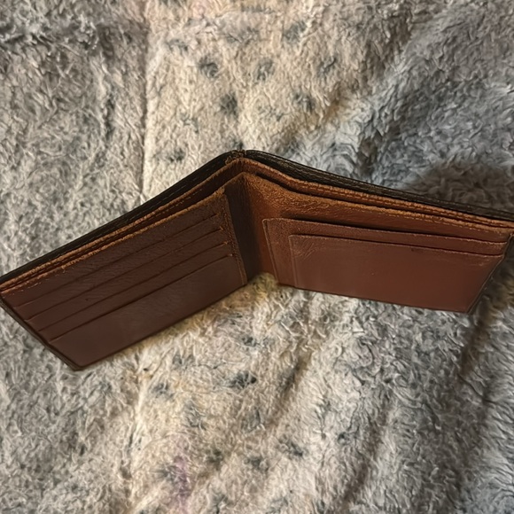 Men’s or Women’s super vintage Louis Vuitton men’s Bi-Fold wallet. 6/10 but 🔥🔥 - Picture 8 of 11